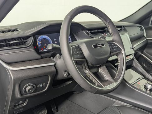 New 2026 Jeep Grand Cherokee Limited AWD/4WD image 13