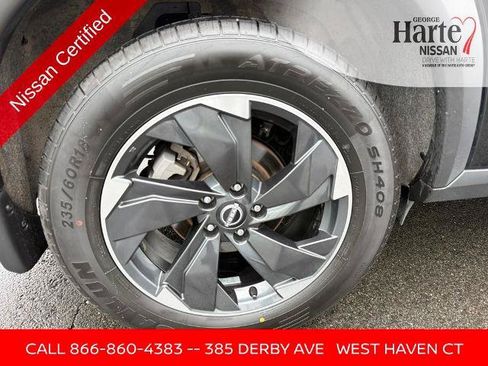 Certified 2025 Nissan Rogue SV AWD/4WD image 29