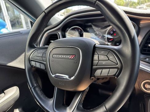 Used 2019 Dodge Challenger SXT RWD image 53