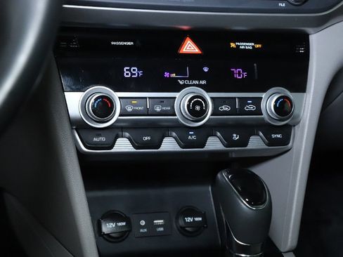 Used 2020 Hyundai Elantra Value Edition w/ Cargo Package (C1) FWD image 27