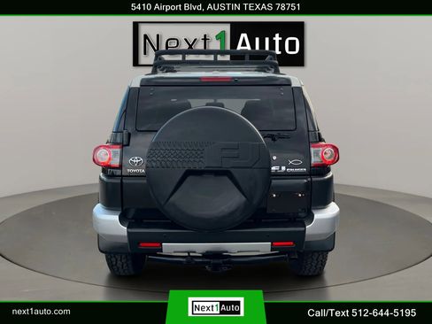 Used 2012 Toyota FJ Cruiser 2WD w/ Upgrade Pkg image 15