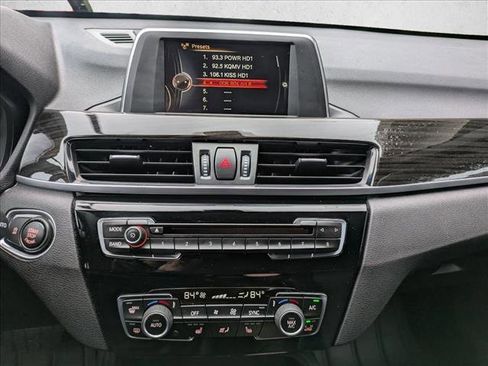 Used 2017 BMW X1 xDrive28i image 12
