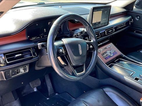 Used 2020 Lincoln Aviator Reserve w/ Elements Package Plus image 17