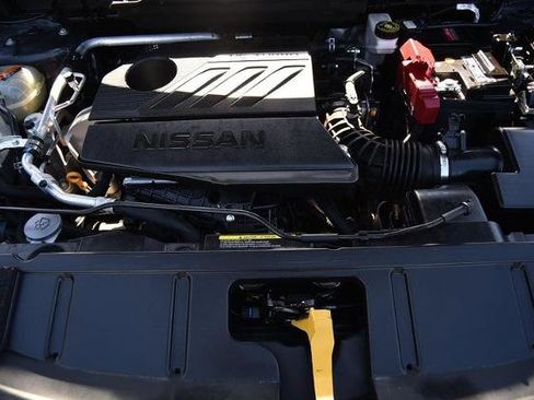 Certified 2024 Nissan Rogue SL image 28