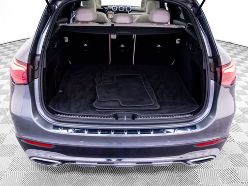 Used 2023 Mercedes-Benz GLC 300 4MATIC image 32