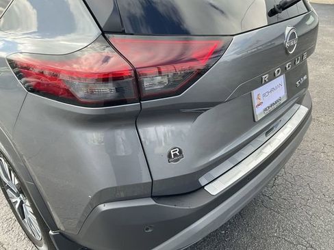 Certified 2023 Nissan Rogue SV w/ SV Premium B Package AWD/4WD image 32