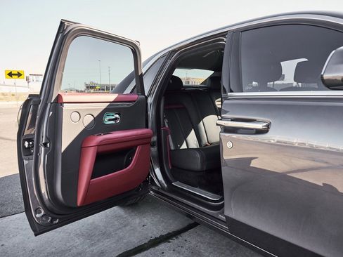 Used 2023 Rolls-Royce Ghost image 26