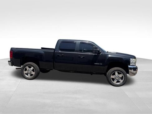 Used 2010 Chevrolet Silverado 2500 LTZ w/ Convenience Package AWD/4WD image 7