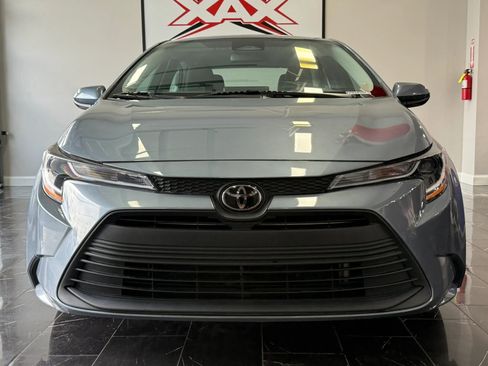 Used 2023 Toyota Corolla LE FWD image 2