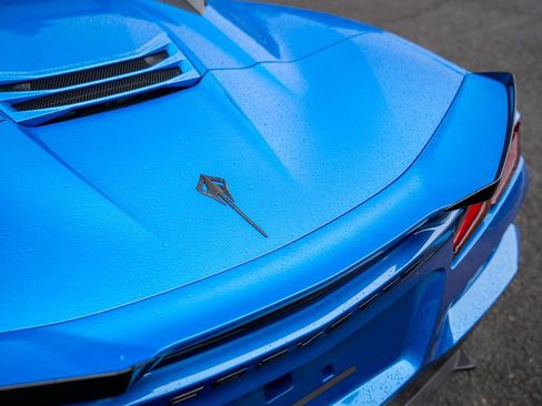 Used 2025 Chevrolet Corvette E-Ray AWD/4WD image 18