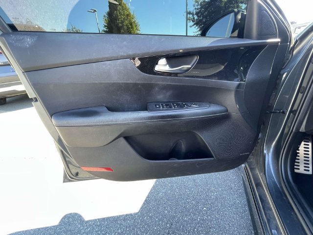 Certified 2023 Kia Forte GT-Line w/ GT-Line Premium Package FWD image 17