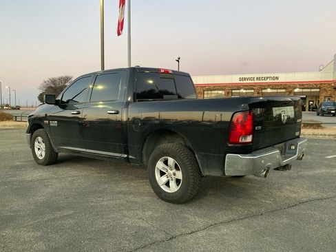 Used 2015 RAM 1500 Classic SLT w/ SLT Plus D￩cor Group image 7