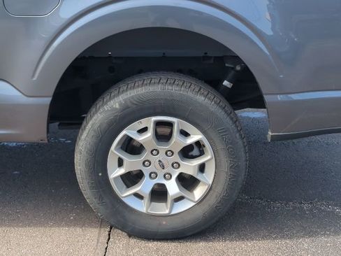 Used 2023 Ford F150 XLT image 29