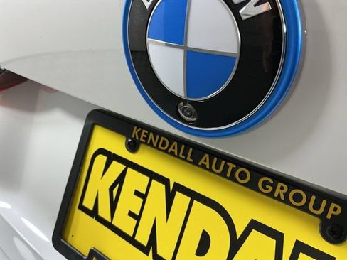 Used 2023 BMW i4 M50 AWD/4WD image 9
