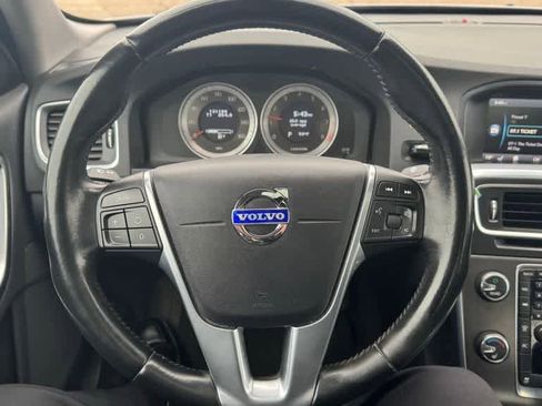 Used 2013 Volvo S60 T5 image 22