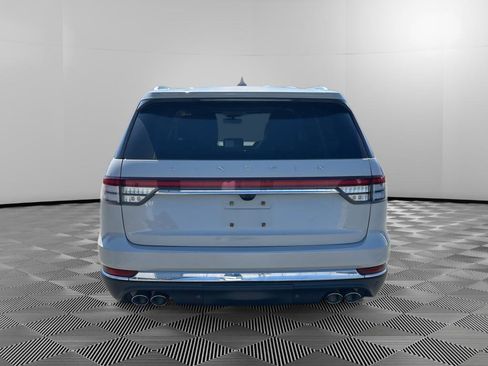 Used 2020 Lincoln Aviator Reserve w/ Equipment Group 202A AWD/4WD image 6