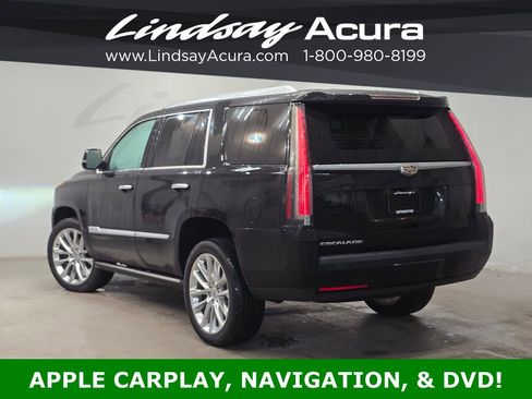 Used 2018 Cadillac Escalade Premium Luxury image 4