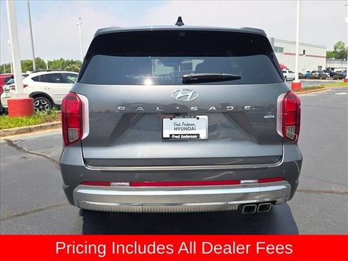 Used 2023 Hyundai Palisade Calligraphy w/ Winter Package AWD/4WD image 4