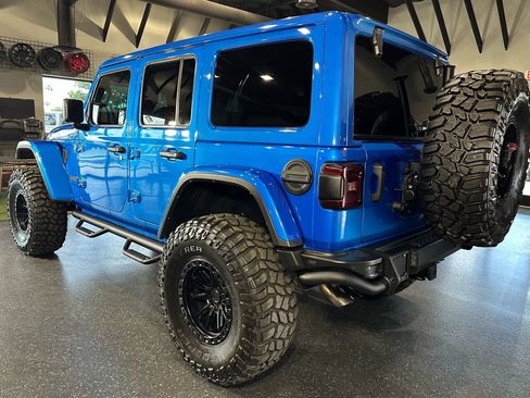Used 2022 Jeep Wrangler Unlimited Rubicon image 11