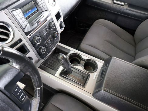 Used 2017 Ford Expedition XLT RWD image 40