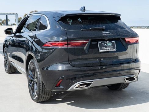 Used 2025 Jaguar F-PACE R-Dynamic S AWD/4WD image 3