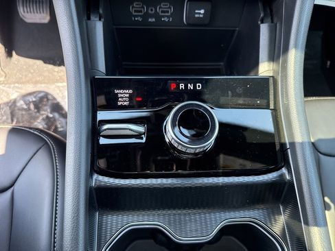 New 2026 Jeep Grand Cherokee Limited AWD/4WD image 15