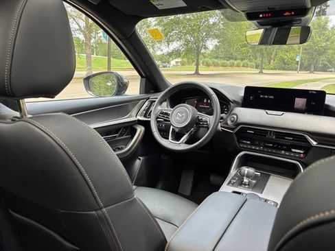 Certified 2025 MAZDA CX-70 Plug-In Hybrid w/ Premium Plus AWD/4WD image 25