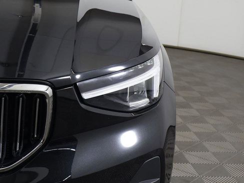 Used 2023 Volvo XC40 B5 Plus w/ Protection Package Premier image 15