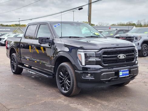 Used 2025 Ford F150 Lariat w/ Equipment Group 502A High AWD/4WD image 7