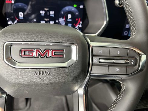 New 2026 GMC Canyon Elevation image 26