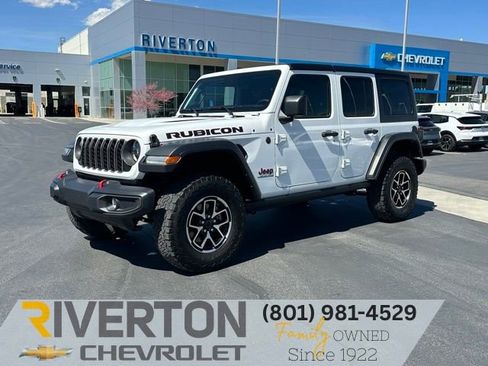 Used 2025 Jeep Wrangler Unlimited Rubicon AWD/4WD image 1