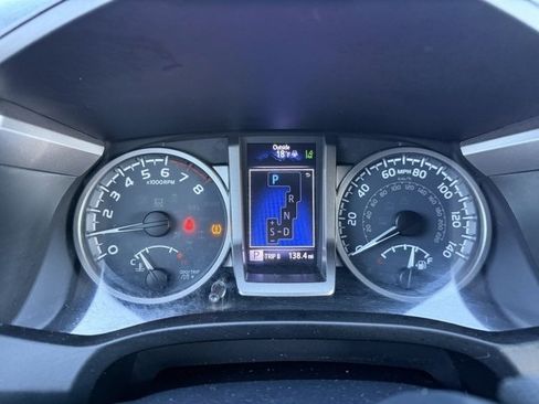 Used 2019 Toyota Tacoma Limited image 24