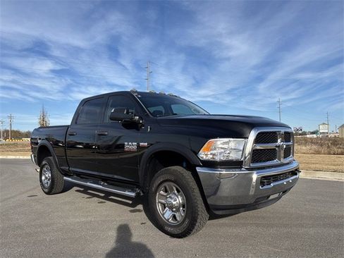 Used 2018 RAM 2500 Tradesman w/ Chrome Appearance Group image 7