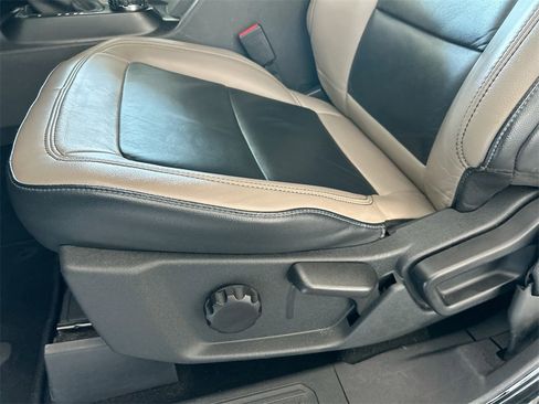 Used 2022 Ford Bronco Wildtrak image 13