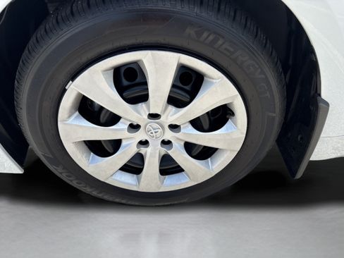 Used 2026 Toyota Corolla LE FWD image 29