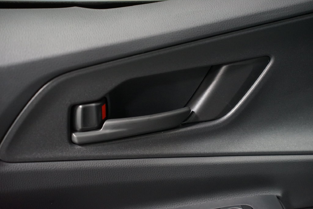 New 2027 Toyota Prius Plug-In Hybrid FWD image 30