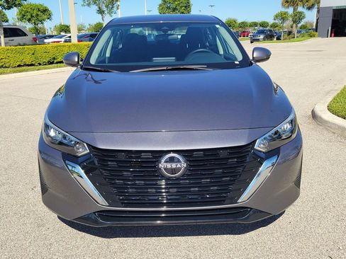 Certified 2025 Nissan Sentra S image 11