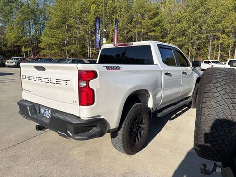 Used 2021 Chevrolet Silverado 1500 LT Trail Boss image 18