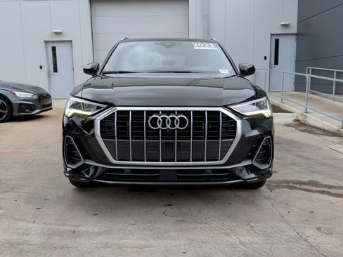 Used 2022 Audi Q3 2.0T Premium Plus image 3