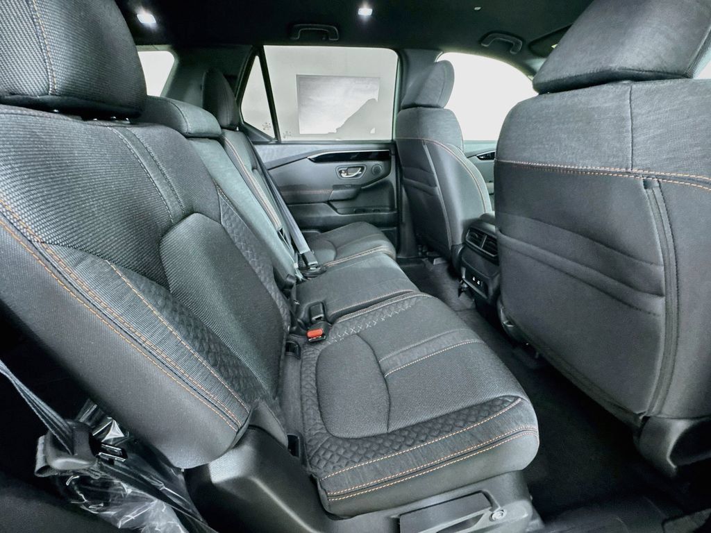 New 2026 Honda Pilot Sport image 35