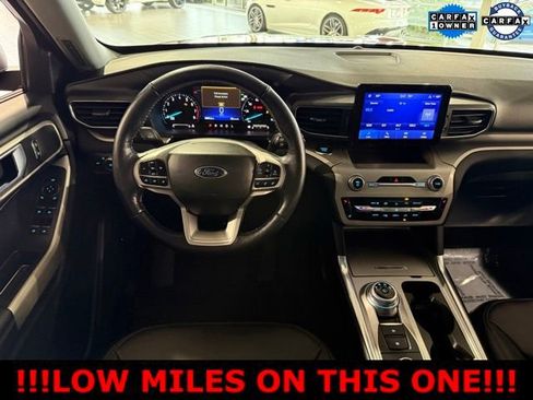 Used 2022 Ford Explorer XLT w/ Equipment Group 202A image 24