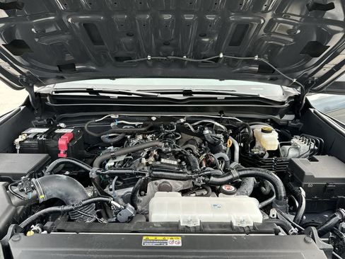 Used 2025 Toyota Tacoma SR AWD/4WD image 14