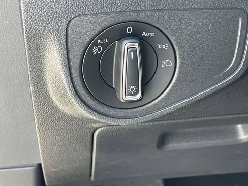 Certified 2020 Volkswagen Atlas SEL FWD image 17