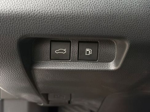 Used 2023 Toyota Crown Platinum AWD/4WD image 26