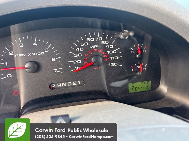 Used 2005 Ford F150 XLT AWD/4WD image 10