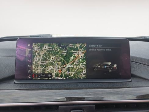 Used 2018 BMW 330e image 24