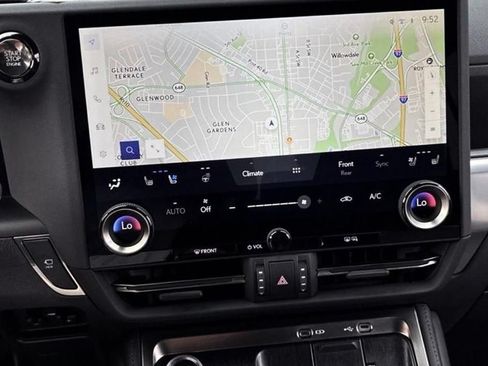 Used 2025 Lexus GX 550 w/ Cold Area Package AWD/4WD image 11