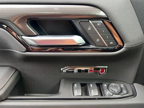 New 2026 GMC Sierra 1500 AT4 w/ AT4 Premium Package AWD/4WD image 19