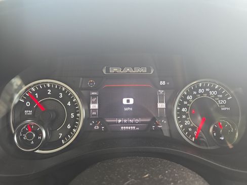 Used 2022 RAM 1500 Lone Star RWD image 18