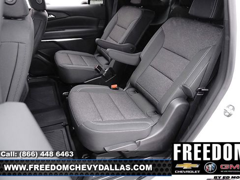 New 2026 Chevrolet Traverse LT w/ LPO, Floor Liner Package image 14